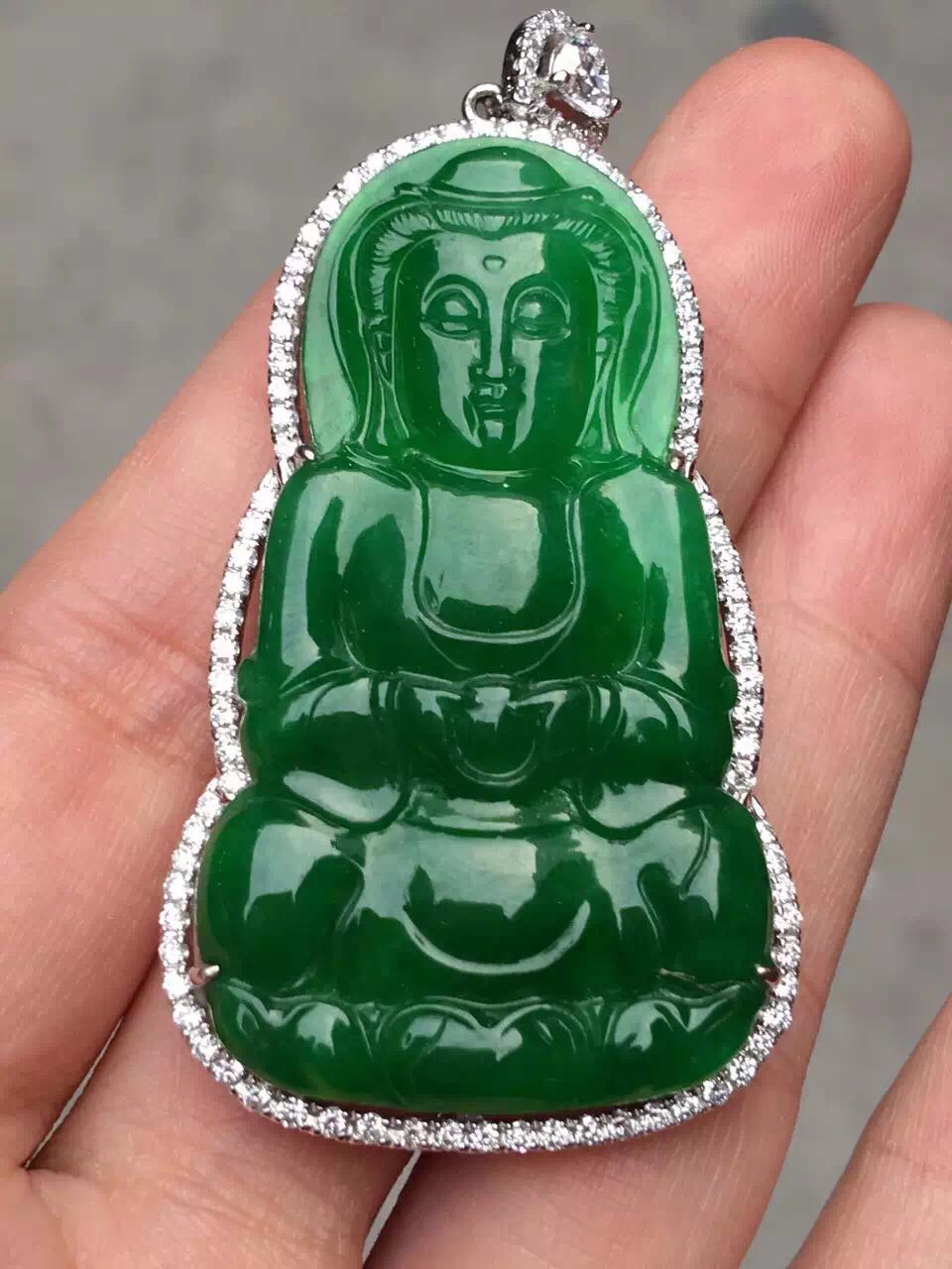在.jpg