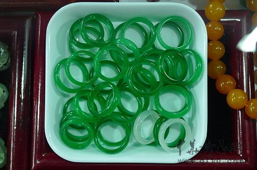 090711昆明石博会J011染色石英仿翡翠指环1-1.JPG