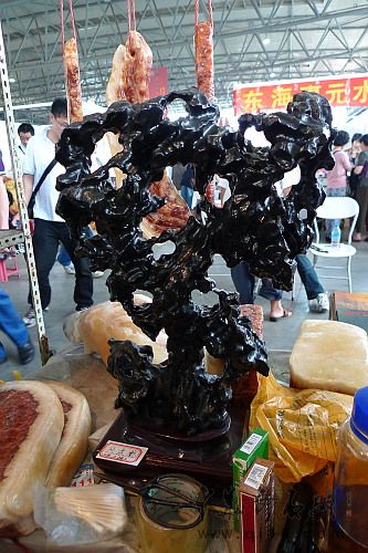 090711昆明石博会J047人工雕刻酸处理仿太湖石1-8.JPG