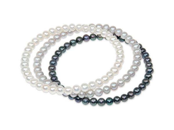 love my pearl bangle.jpg